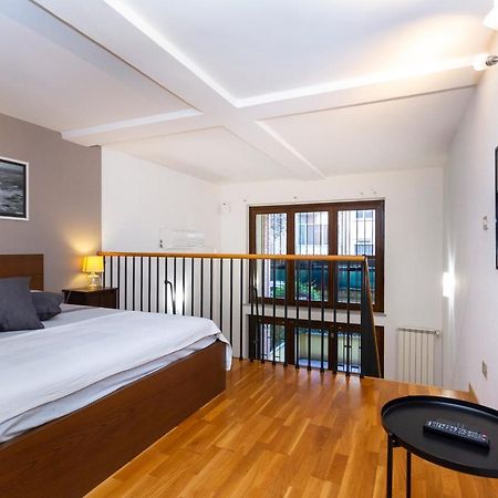 Apartamento Loft - L'Isola Che Non C'E. Turín Exterior foto
